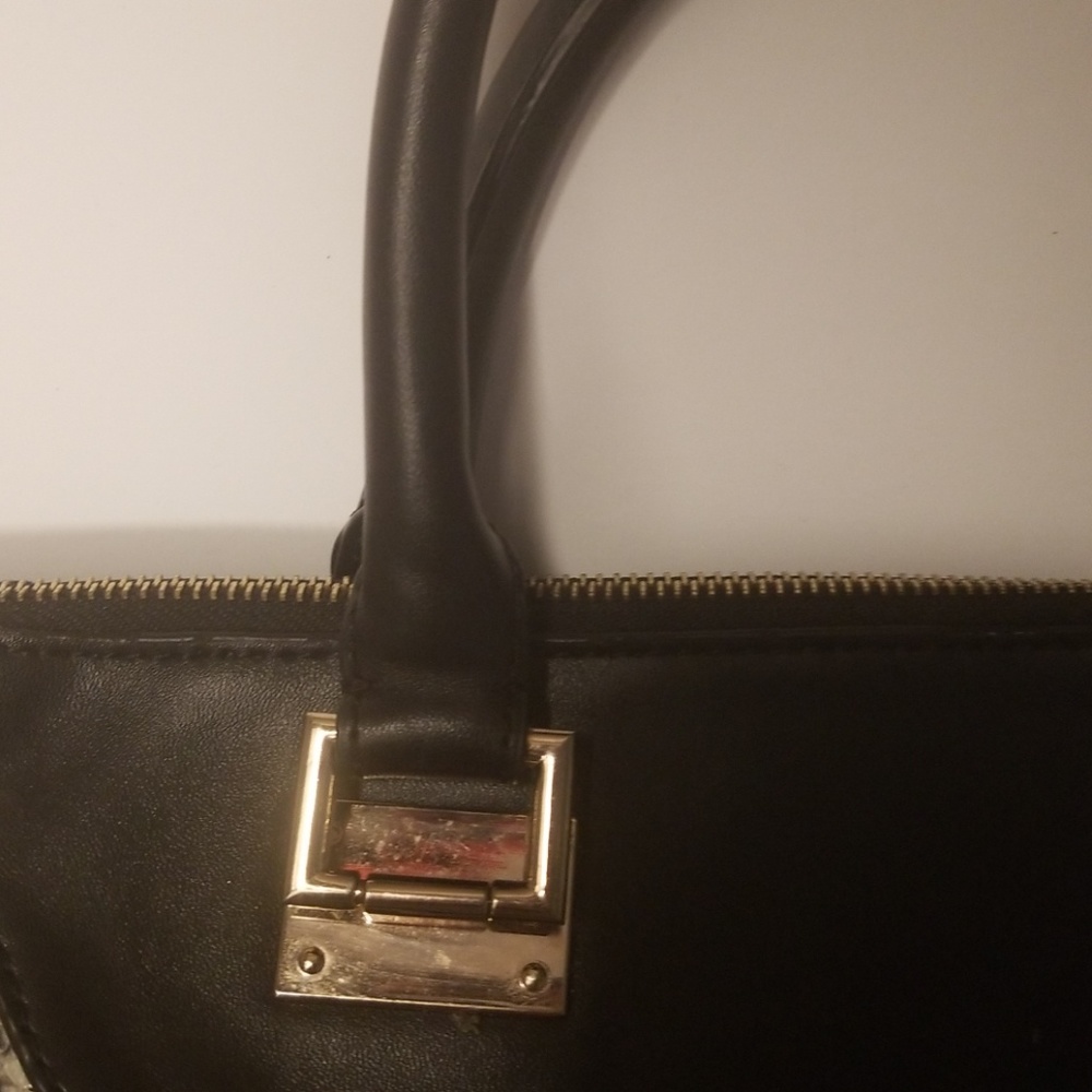 Purse - Picture 4 of 8